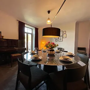 Holiday home Large 4 Double Bedroomed Townhouse In, Holmfirth